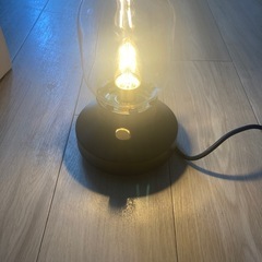 IKEA テーブルライトの画像