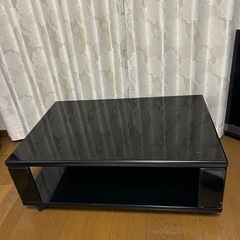 決まりました🙏ローテーブル　カリモク　光沢のあるテーブル　　