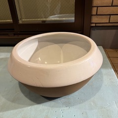 睡蓮用？の鉢？