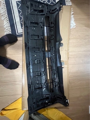 ハイエース　モデリスタ　フロントグリル　ナローボディー用