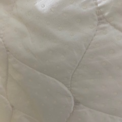 ニトリ　敷きパッド　アイボリー　ダブル　ふわふわ　置くだけ敷きパッドの画像