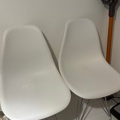 ハーマンミラー　リプロダクト　イームズチェアー2脚