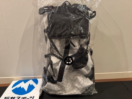【新品、未使用】and wander ザック白