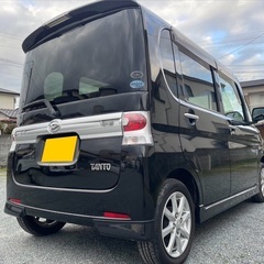 Bluetoothナビ付き☆月々9千円〜分割可❗️車検付き！【名義変更代込み】広い車内！大人気‼️ダイハツ タントカスタム☆Bluetoothナビ付き☆走行中DVD見れます☆純正アルミ☆事故修復歴無し☆スライドドア付き☆ドライブレコーダー☆そのまま乗って帰れます！の画像