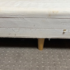 綺麗ではないですが充分ベットとして使用出来ます。