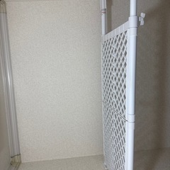 突っ張り棚の画像