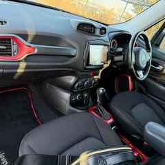 ジープ RENEGADE 4×4 TRAIL HAWKの画像