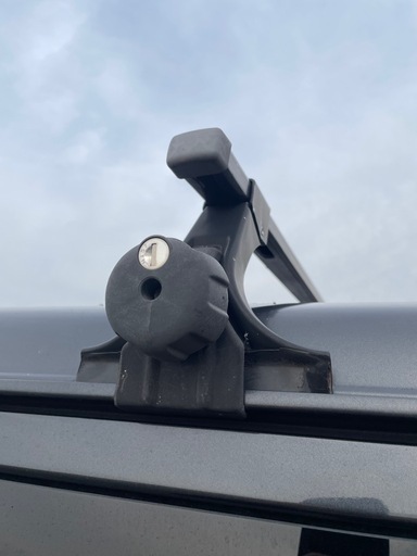 ハイエース　スリーTHULE ルーフキャリア