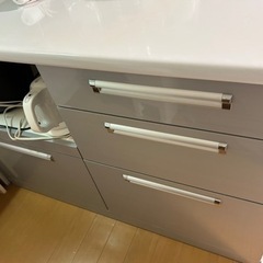 キッチンキャビネット、キッチン収納、レンジ台