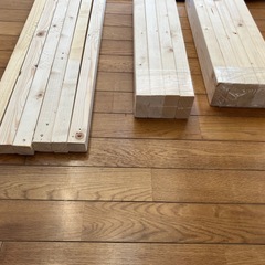 端材の2×2 と2×4をお譲りしますの画像