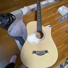 もらった安いミニギター