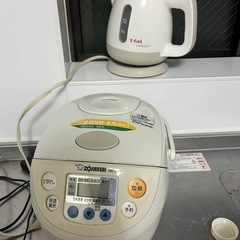 早い者勝ち！洗濯機、電子レンジ、ケトル、3合炊飯器、ケトル、その他の画像