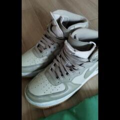 NIKE　スニーカー
