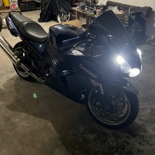 カワサキ ZZR1400