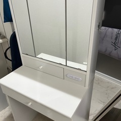 ドレッサー