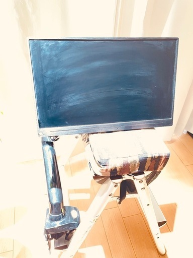 EVICIVゲーミングモニターとNBアームセット