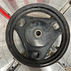 v125 リアホイール