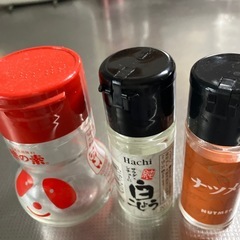 スパイス瓶🫙各種の画像