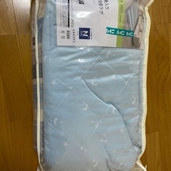 低反発入り接触冷感ラグの画像