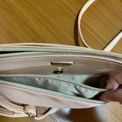 かわいめ小さめショルダーバッグの画像
