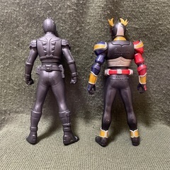 フィギュア4体の画像
