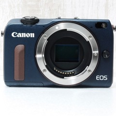 ほぼ未使用品✨Wi-Fi搭載✨32G SDカード✨ Canon EOS M2の画像