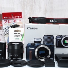 ほぼ未使用品✨Wi-Fi搭載✨32G SDカード✨ Canon EOS M2の画像