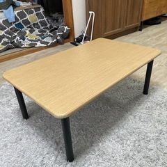 小テーブルの画像
