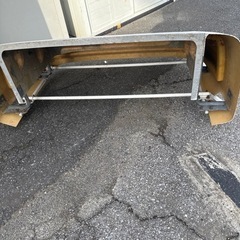 いすゞ 純正導風板 風防の画像