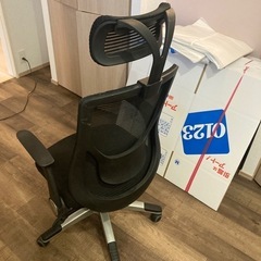 オフィスチェアー　使用感ありの画像