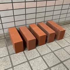 レンガ5個の画像