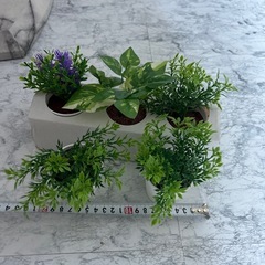 ラベンダー　🪻 ナフコ　造花　定価1200ぐらい の画像