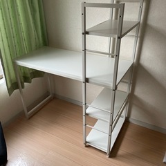 パソコンデスク、テーブル