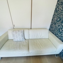 IKEA3人がけソファ長さ210センチ✖️奥行き90センチの画像