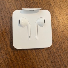 【未使用】iPhone  イヤホン　充電器セットの画像