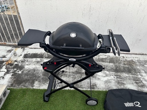ウェーバー（Weber）BBQグリル　脚付き