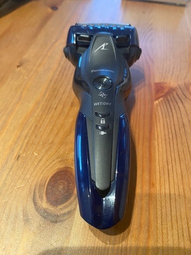 美品 Panasonic ES-CST2T メンズ電気シェーバー