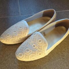 靴　白　レース柄Мサイズ23.5