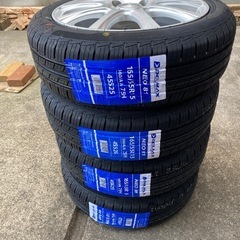 軽自動車用新品15インチタイヤ　ホイール付き(中古品)