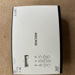 プロジェクター2700ルーメン　ジャンク