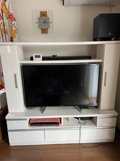 ★テレビボード★ニトリ？収納付きで使いやすいです。