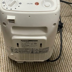 日立　電気ファンヒーターの画像