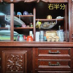 食器棚の画像