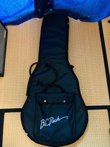 取り置き商談中】につき受け付け一旦休止中。 エレキギター＆ギター