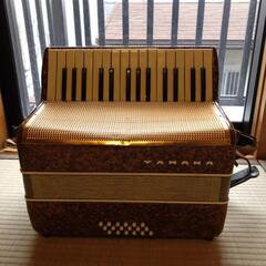 YAMAHA　アコーディオン