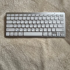 ワヤレスキーボード