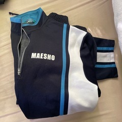 前商と前西の男子学生服等の画像