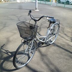 【内容必読】自転車　26インチ　変速機なし　銀色　前かご