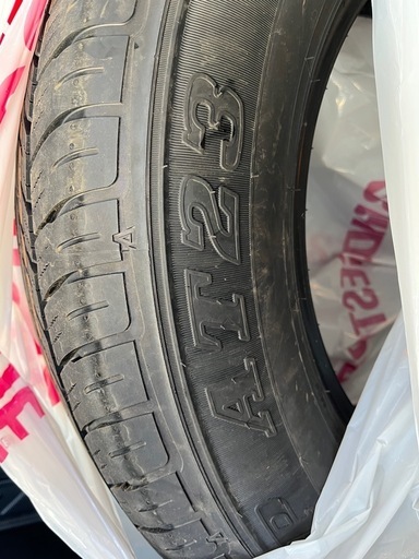 未使用　ランクル250 18インチ タイヤ 265/65R18 2025年製