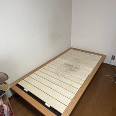 木製ベッドフレーム